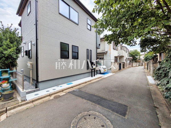 接道状況および現場風景 【新座市石神2丁目】 接道状況および現場風景 【新座市石神2丁目】