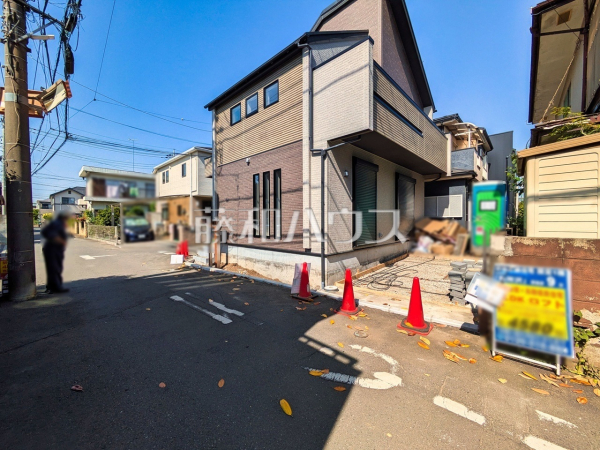 接道状況および現場風景 【所沢市北所沢町】 周辺環境はもちろん、日当たりや設備仕様など、実際に行ってみないと分からないことも多くございます。営業担当がご案内いたしますので、お気軽にお問い合わせください 接道状況および現場風景 【所沢市北所沢町】 周辺環境はもちろん、日当たりや設備仕様など、実際に行ってみないと分からないことも多くございます。営業担当がご案内いたしますので、お気軽にお問い合わせください
