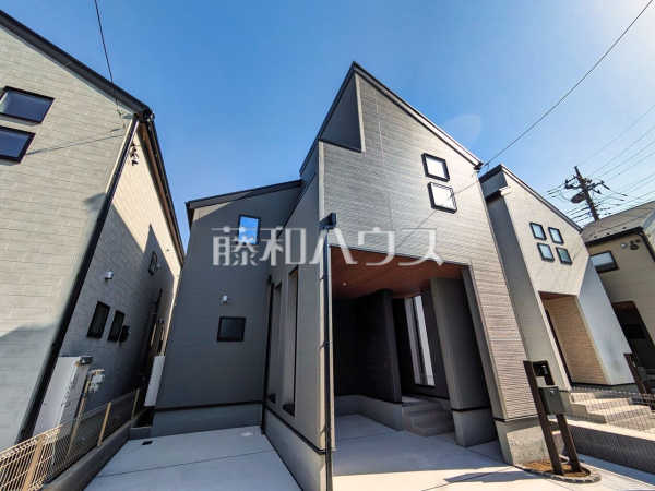 3号棟 外観 【新座市西堀2丁目】 見学はしたいけど、なかなか時間が取れない・・・そんな方に出勤前や仕事終わりにマイホームを見学できるサポートをいたします。 3号棟 外観 【新座市西堀2丁目】 見学はしたいけど、なかなか時間が取れない・・・そんな方に出勤前や仕事終わりにマイホームを見学できるサポートをいたします。