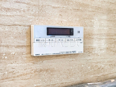 浴室給湯リモコン追焚機能付で時間差入浴もOK 浴室給湯リモコン追焚機能付で時間差入浴もOK