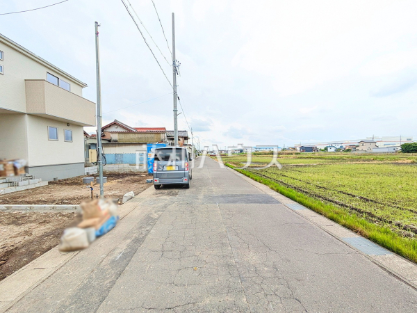 接道状況および現場風景 【小牧市多気西町】 接道状況および現場風景 【小牧市多気西町】