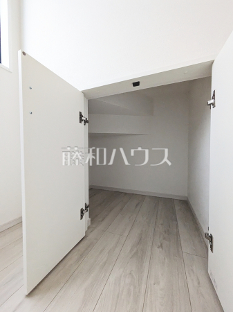 1号棟 階段下収納 【八王子市中野町】 1号棟 階段下収納 【八王子市中野町】