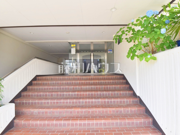 エントランス 【東大和ナショナルコート】 エントランス 【東大和ナショナルコート】