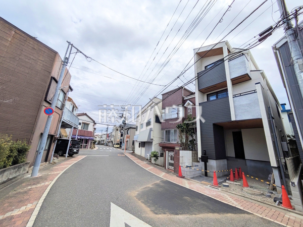 接道状況および現場風景 【府中市小柳町5丁目】 接道状況および現場風景 【府中市小柳町5丁目】