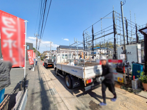 接道状況および現場風景 【日野市南平2丁目】 接道状況および現場風景 【日野市南平2丁目】