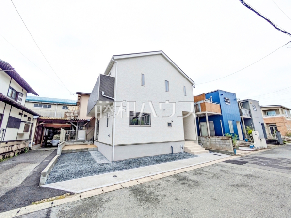 接道状況および現場風景 【福岡市早良区小田部4丁目】 接道状況および現場風景 【福岡市早良区小田部4丁目】