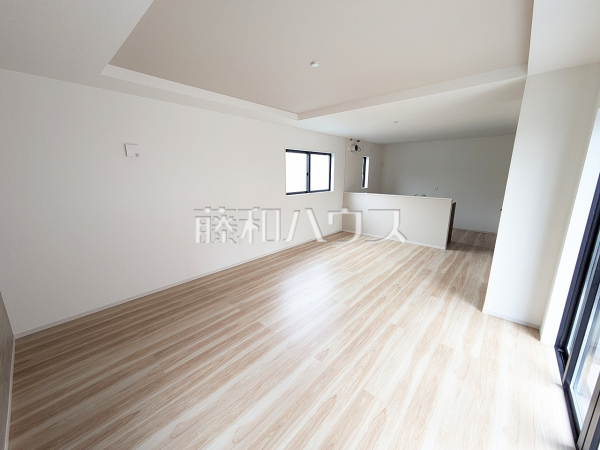 リビング 【名古屋市北区西味鋺3丁目】 リビング 【名古屋市北区西味鋺3丁目】