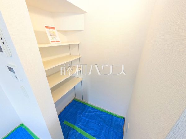 パントリー 【名古屋市北区西味鋺3丁目】 パントリー 【名古屋市北区西味鋺3丁目】