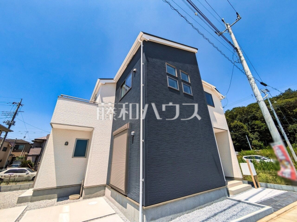 1号棟 外観 【所沢市大字北秋津】 堂々完成、いつでもご内覧いただけます!ぜひ実物をご覧いただきたく思います。喜んでご案内いたしますのでお気軽にお問合せ下さい。 1号棟 外観 【所沢市大字北秋津】 堂々完成、いつでもご内覧いただけます!ぜひ実物をご覧いただきたく思います。喜んでご案内いたしますのでお気軽にお問合せ下さい。