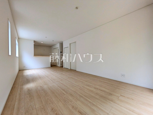 4号棟 リビング 【国分寺市東戸倉1丁目】