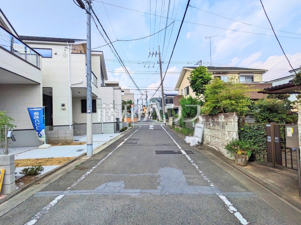 接道状況および現場風景 【杉並区下井草4丁目】 接道状況および現場風景 【杉並区下井草4丁目】
