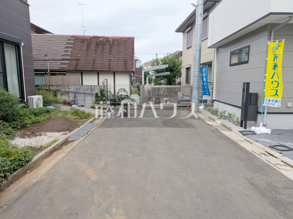 接道状況および現場風景 【練馬区東大泉6丁目】 接道状況および現場風景 【練馬区東大泉6丁目】