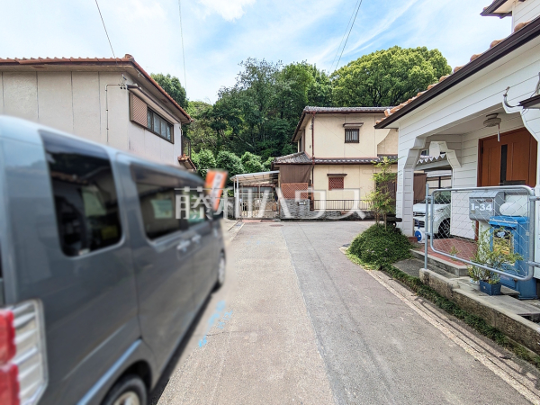 接道状況および現場風景 【小牧市堀の内1丁目】 接道状況および現場風景 【小牧市堀の内1丁目】