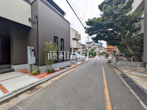 接道状況および現場風景 【志木市柏町2丁目】 接道状況および現場風景 【志木市柏町2丁目】