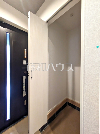 シューズクローク 【志木市柏町2丁目】 シューズクローク 【志木市柏町2丁目】
