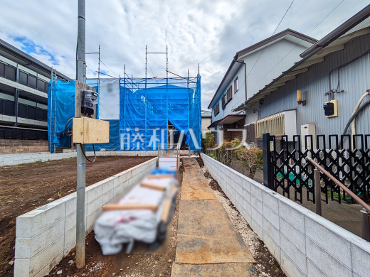 1号棟 外観(路地状部分) 【日野市多摩平5丁目】