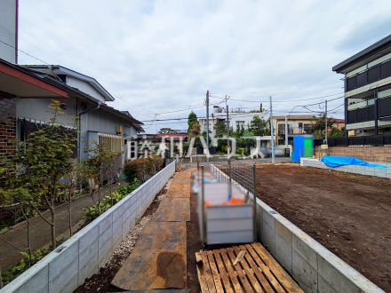 1号棟 外観(路地状部分) 【日野市多摩平5丁目】/撮影日2026/10/03
