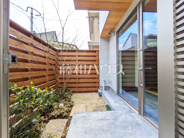 庭 【福岡市城南区干隈2丁目】 庭 【福岡市城南区干隈2丁目】