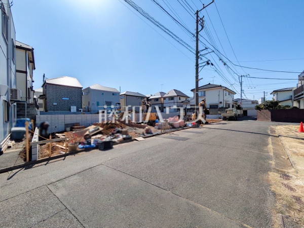 接道状況および現場風景 【東久留米市中央町4丁目】ぜひ実物をご覧いただきたく思います。喜んでご案内いたしますのでお気軽にお問合せ下さい。 接道状況および現場風景 【東久留米市中央町4丁目】ぜひ実物をご覧いただきたく思います。喜んでご案内いたしますのでお気軽にお問合せ下さい。