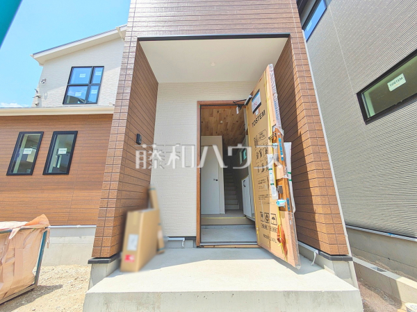 1号棟 玄関 【春日市須玖南5丁目】 1号棟 玄関 【春日市須玖南5丁目】