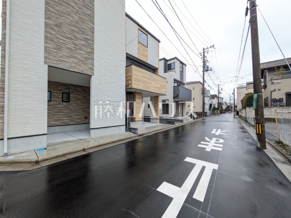 接道状況および現場風景 【川口市西青木2丁目】 接道状況および現場風景 【川口市西青木2丁目】
