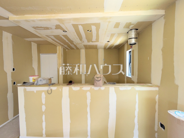 2号棟 キッチン(施工中) 【福岡市早良区次郎丸4丁目】 2号棟 キッチン(施工中) 【福岡市早良区次郎丸4丁目】