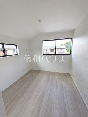 居室 【新座市西堀2丁目】
