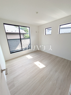 居室 【新座市西堀2丁目】