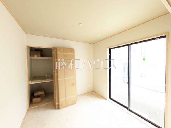 B号棟 和室(施工中) 【与那原町字与那原】 B号棟 和室(施工中) 【与那原町字与那原】