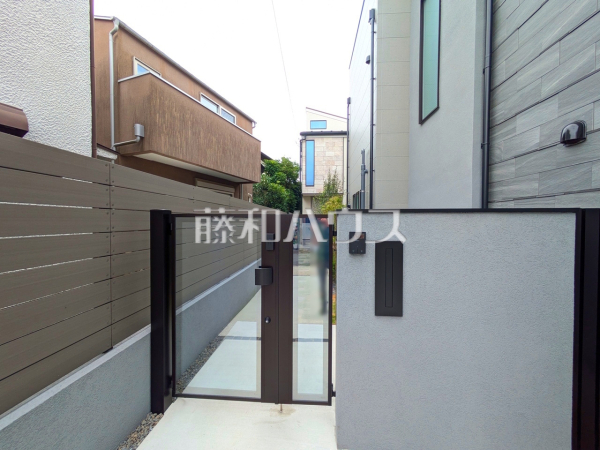 2号棟 門扉 【杉並区和泉3丁目】 2号棟 門扉 【杉並区和泉3丁目】