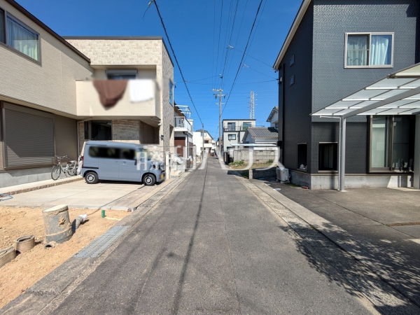 接道状況および現場風景 【春日井市大手田酉町3丁目】 接道状況および現場風景 【春日井市大手田酉町3丁目】