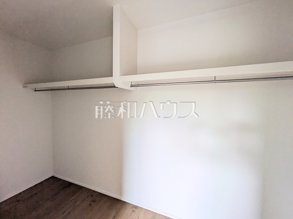 ウォークインクローゼット 【糟屋郡志免町志免1丁目】 ウォークインクローゼット 【糟屋郡志免町志免1丁目】