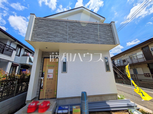 ≪A号棟 外観≫足場が外れて実際の外観が見えてきました。完成までもう少しです。 【府中市本宿町4丁目】 ≪A号棟 外観≫足場が外れて実際の外観が見えてきました。完成までもう少しです。 【府中市本宿町4丁目】