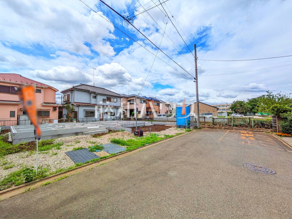 接道状況および現場風景 【武蔵村山市残堀5丁目】 接道状況および現場風景 【武蔵村山市残堀5丁目】