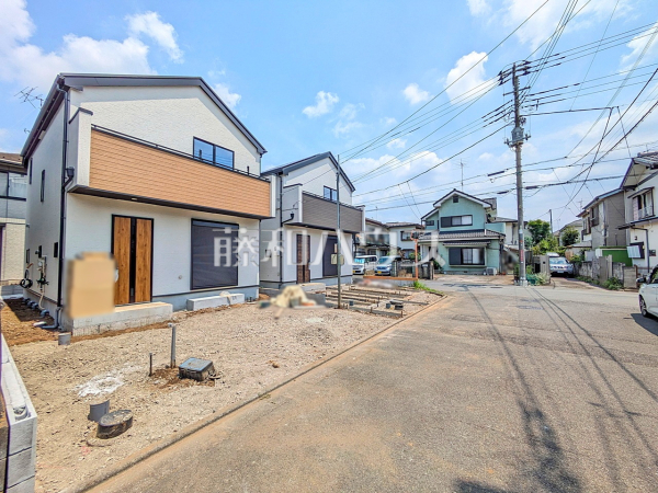 接道状況および現場風景 【武蔵村山市残堀5丁目】 接道状況および現場風景 【武蔵村山市残堀5丁目】