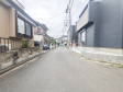 接道状況および現場風景 【所沢市上新井4丁目】 接道状況および現場風景 【所沢市上新井4丁目】