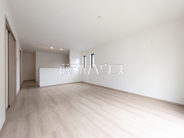 B号棟 リビング 【立川市砂川町6丁目】 B号棟 リビング 【立川市砂川町6丁目】