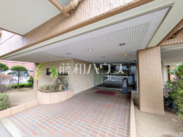 エントランス 【調布ロイヤルハイツ】 エントランス 【調布ロイヤルハイツ】