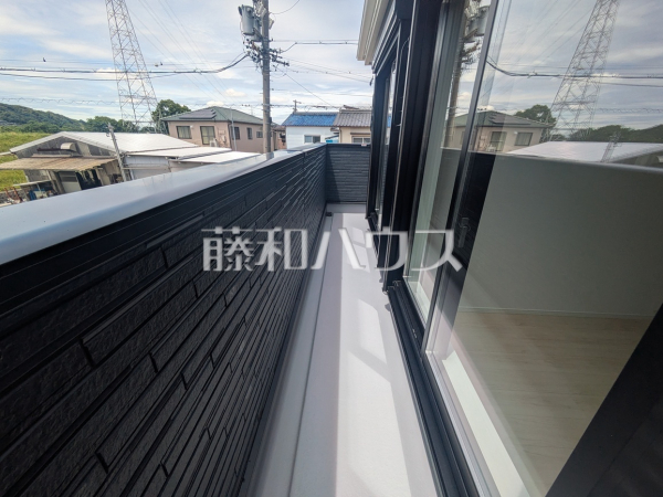 2号棟 バルコニー 【春日井市上条町9丁目】 2号棟 バルコニー 【春日井市上条町9丁目】