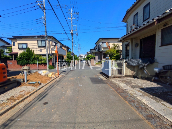 接道状況および現場風景 【新座市片山1丁目】 接道状況および現場風景 【新座市片山1丁目】