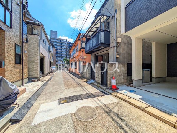 接道状況および現場風景 【和光市白子3丁目】 接道状況および現場風景 【和光市白子3丁目】