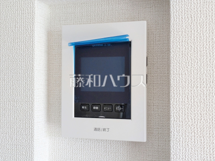 1号棟 TVモニター付インターホン 【新座市石神3丁目】 不在時の訪問者が一目でわかる、録画機能付きTVモニターホン/撮影日2026/07/27