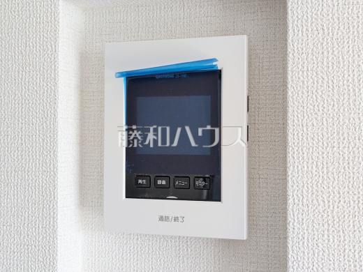 1号棟 TVモニター付インターホン 【新座市石神3丁目】 不在時の訪問者が一目でわかる、録画機能付きTVモニターホン