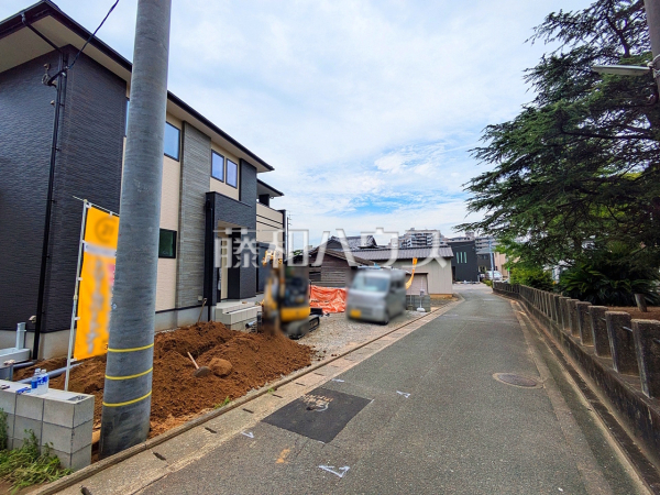 接道状況および現場風景 【福岡市東区塩浜1丁目】 接道状況および現場風景 【福岡市東区塩浜1丁目】