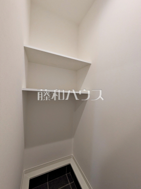 39号棟 シューズインクローゼット 【武蔵村山市大南1丁目】