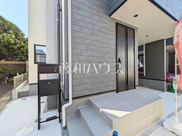 玄関 【富士見市関沢1丁目】 玄関 【富士見市関沢1丁目】