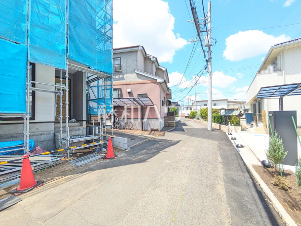 接道状況および現場風景 【志木市柏町1丁目】 接道状況および現場風景 【志木市柏町1丁目】