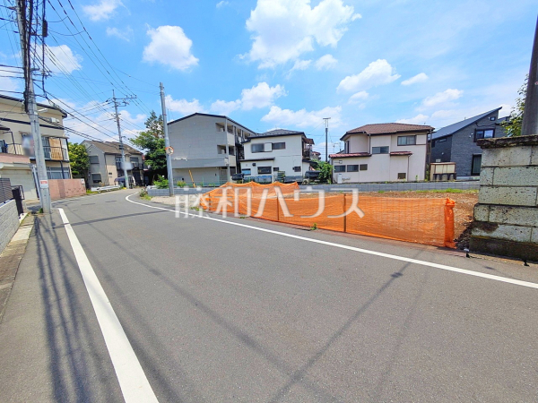 接道状況および現場風景 【東村山市諏訪町2丁目】 接道状況および現場風景 【東村山市諏訪町2丁目】
