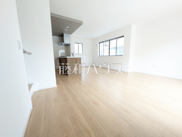 リビング 【東久留米市小山4丁目】 リビング 【東久留米市小山4丁目】