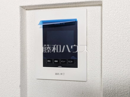 4号棟 TVモニター付インターフォン 【立川市若葉町3丁目】 TVモニター付インターフォンのため訪問者がひと目で分かります
/撮影日2026/08/27